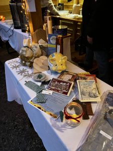 Schön dekoriert und mittendrin unser Spendenschwein