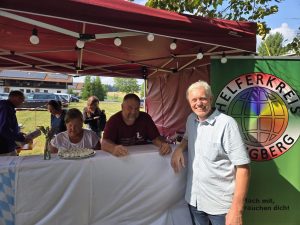 Unser Bürgermeister schaut am Stand vorbei